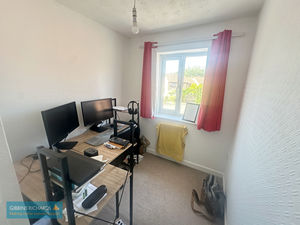 Bedroom- click for photo gallery